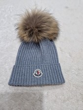 Moncler Pom-Pom Beanie Grigio