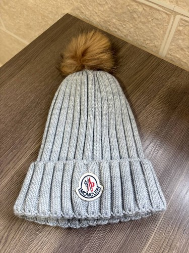 Cappello moncler realizzato - moncler,,